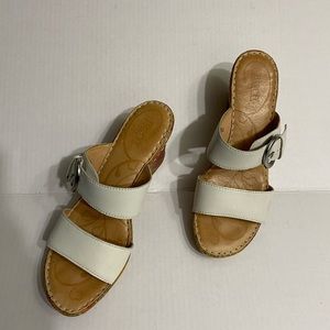 Born Floral Wedge design Sandals size 9